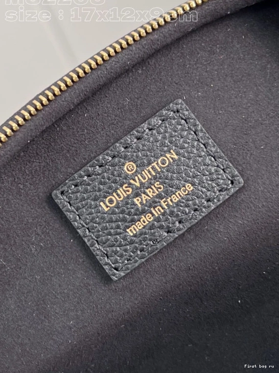 First bag ru LOUIS MINI BUMBAG-17-12-9.5CM VUITTON 0717